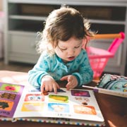 Letting children choose their own book results in better engagement.